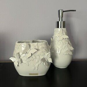 NWT White Bathroom Soap Dispenser and Toothbrush Holder